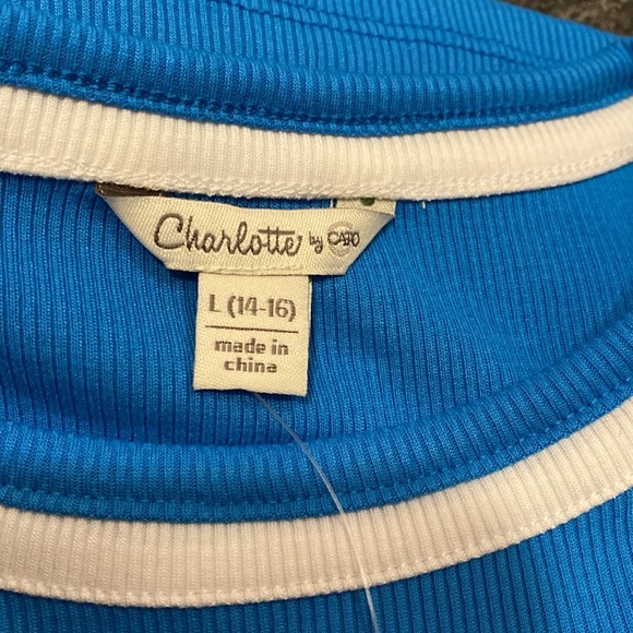 Cute Top - Picture 4 of 5